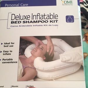 Deluxe inflatable. Bed shampoo kit